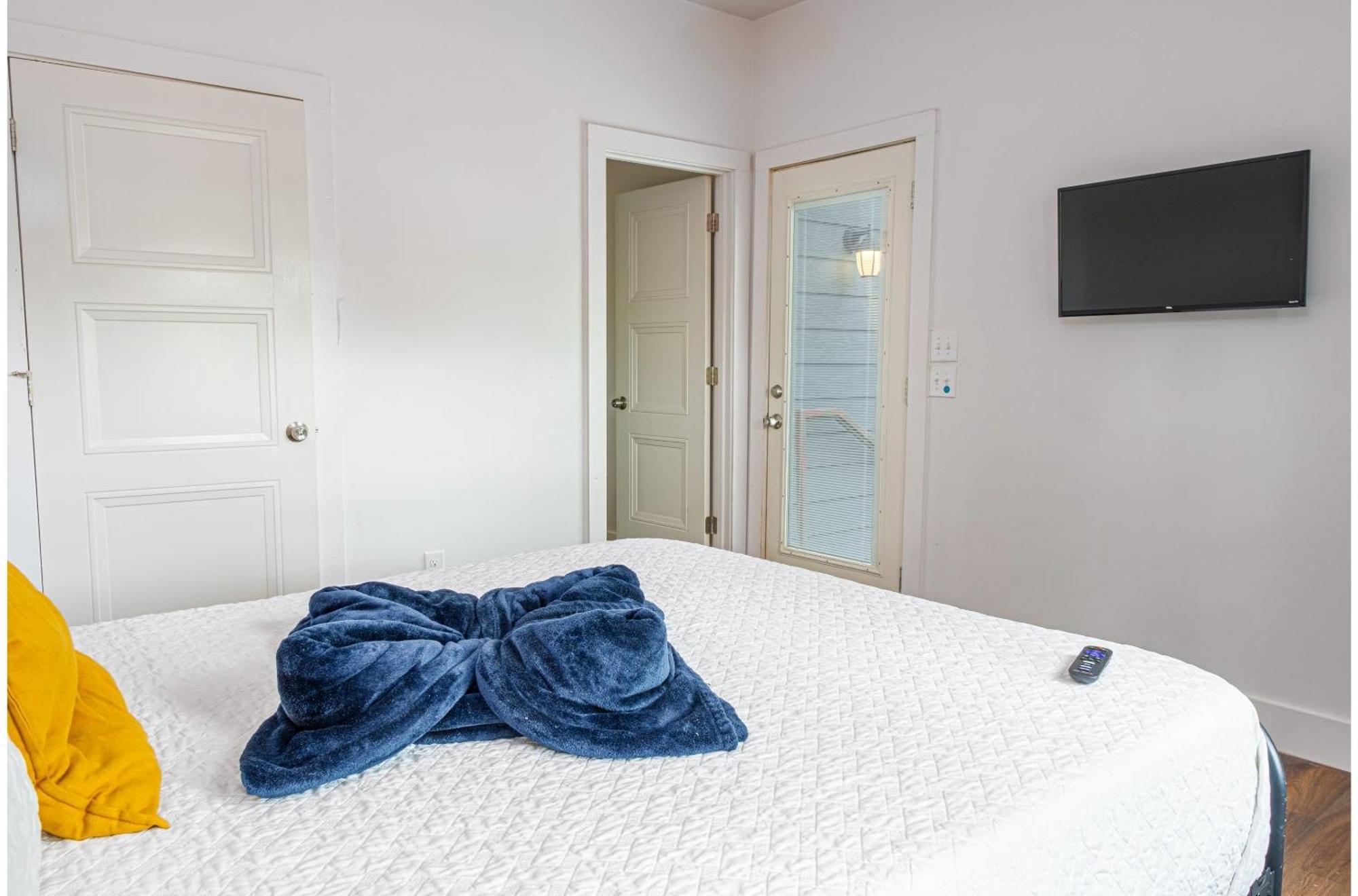 Cozy And Gorgeous 2br1ba Near Amazing Downtown * San Antonio